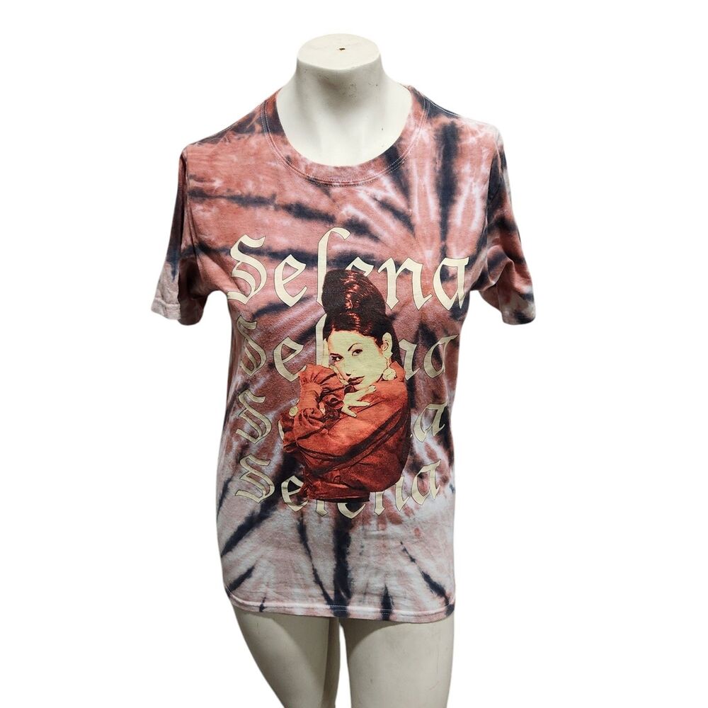 Selena‎ Queen of Cumbia Graphic T Shirt Womens SZ Small Music Latin Spellout